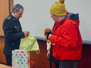 Policisté na Klatovsku objasnili několik případů majetkové trestné činnosti. Hendikepovaný muž má zpět svou oblíbenou plyšovou hračku