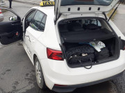 Dvojice v taxíku převážela z Polska více než 13 tisíc tablet používaných k výrobě drog