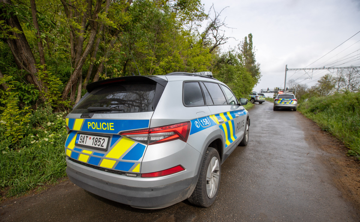 Policie prověřuje napadení v pražském Hloubětíně. Jeden zraněný
